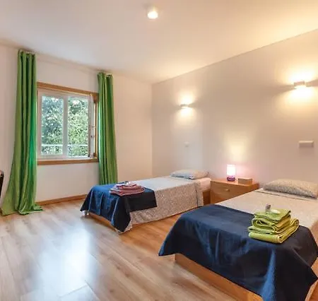Urban Apartment *